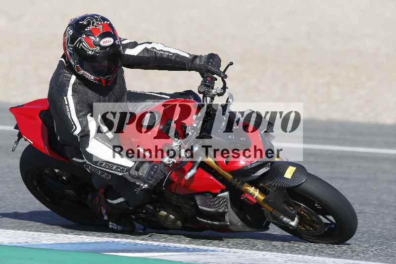 /Archiv-2025/02 28.-31.01.2025 Moto Center Thun Jerez/gruen-green/82